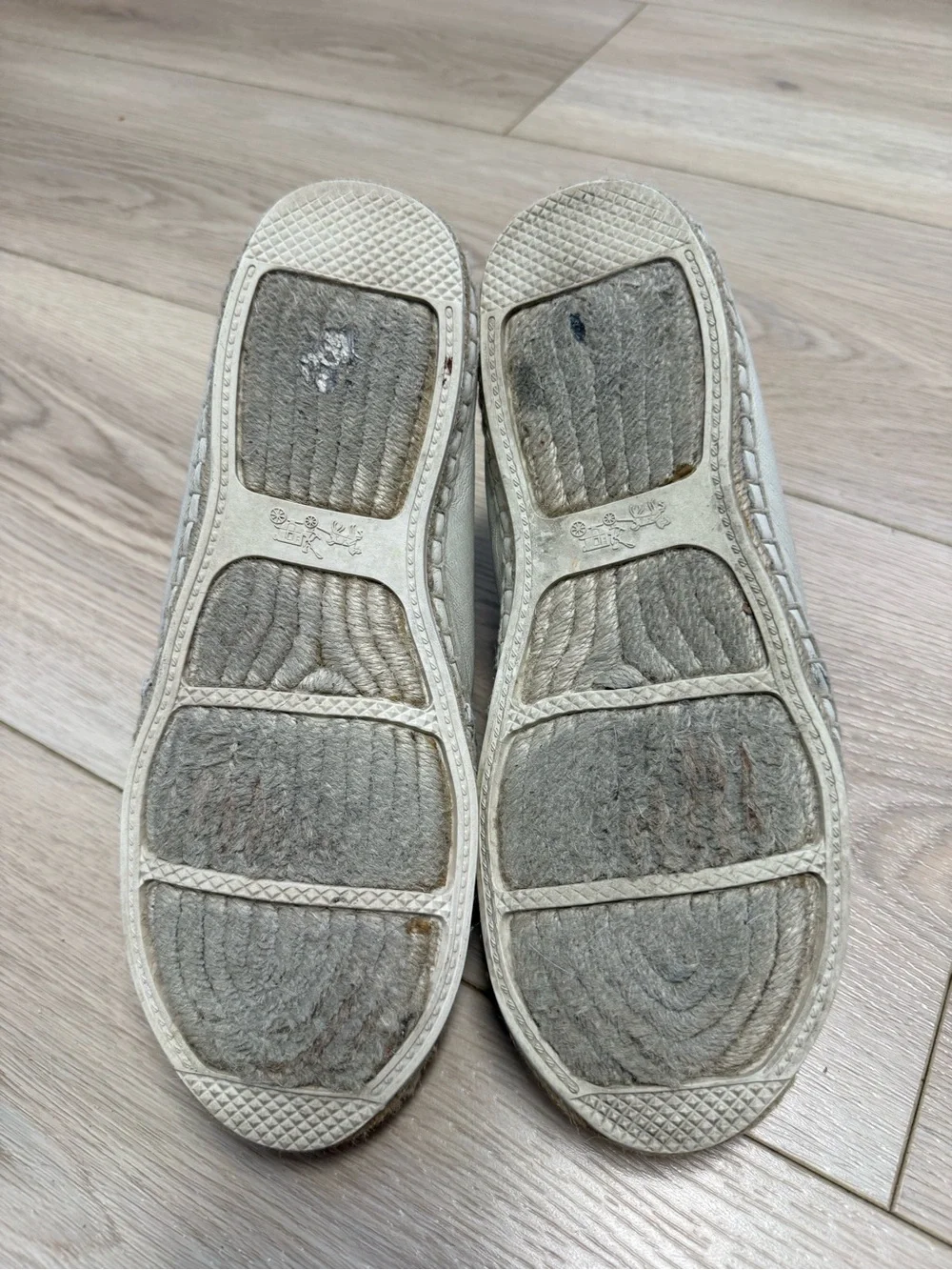 Coach Leather Off White Espadrilles Slip or Slide On Flats Size 7.5B